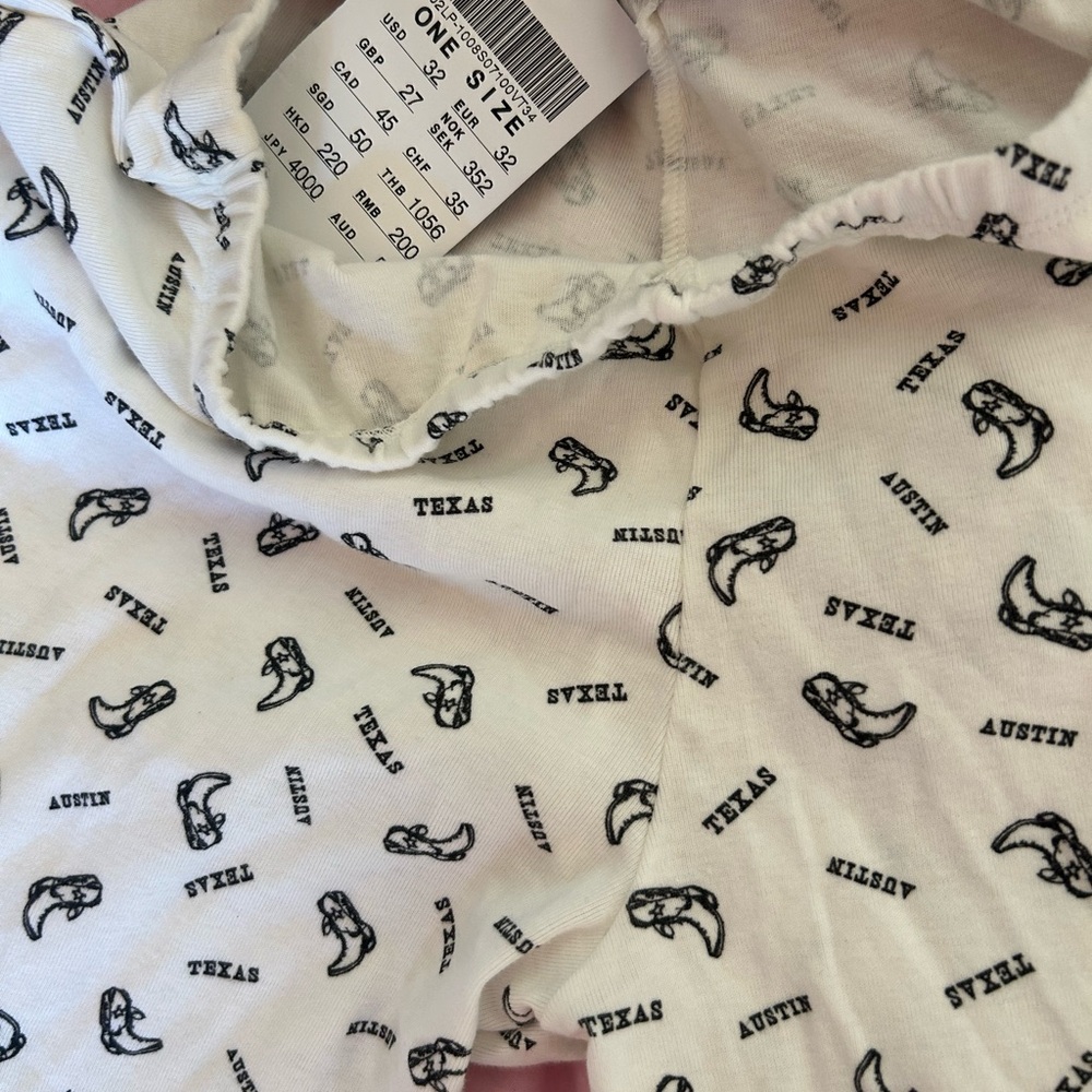 Brandy Melville White and Black Printed pajama pants